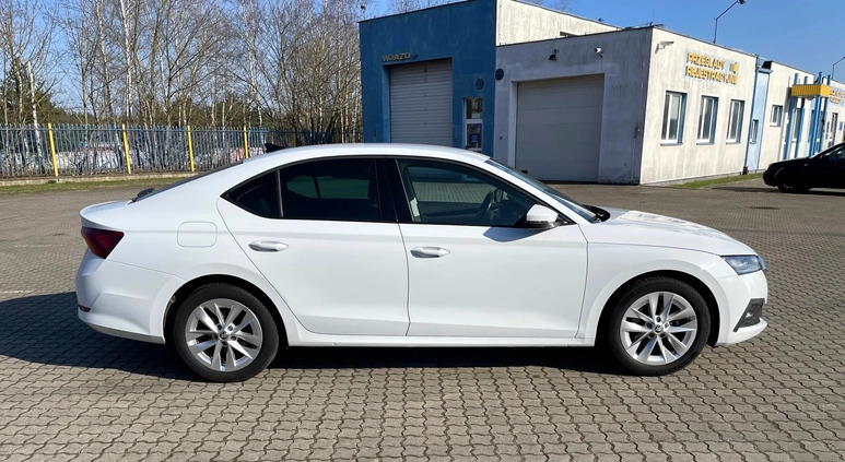 Skoda Octavia cena 64899 przebieg: 187000, rok produkcji 2020 z Bydgoszcz małe 137